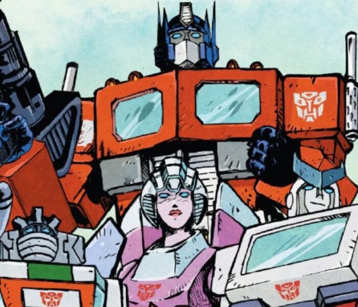 Get a look inside the new Transformers #1